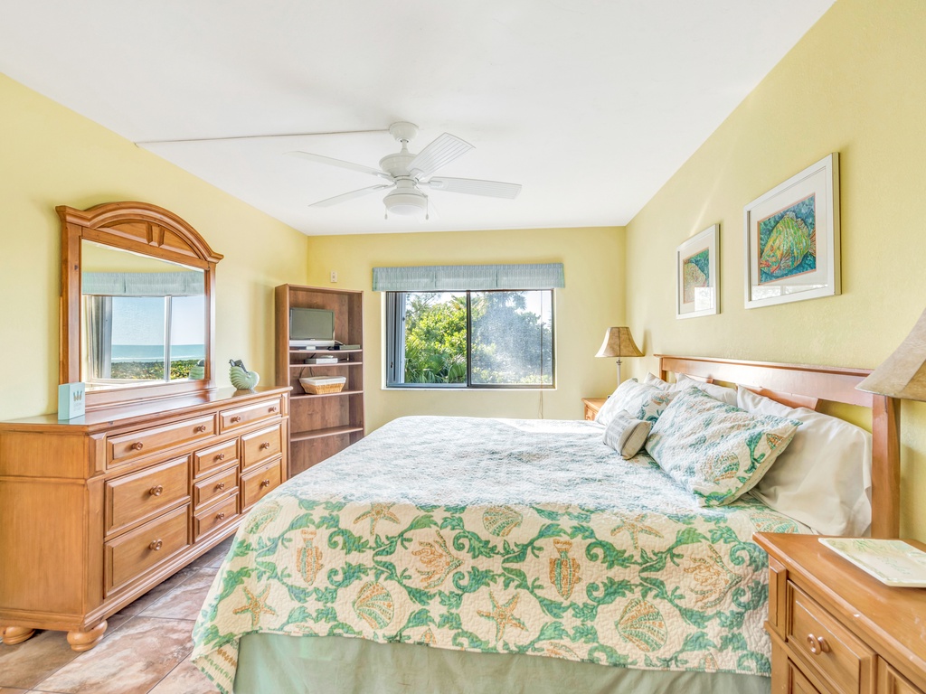 Primary Bedroom, King