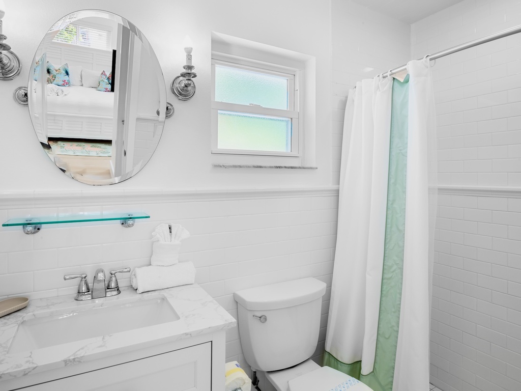 Primary Bathroom, Ensuite