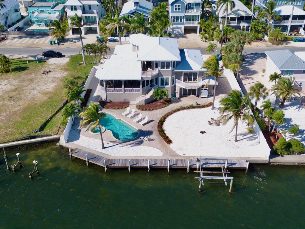 Private house with sparkling pool