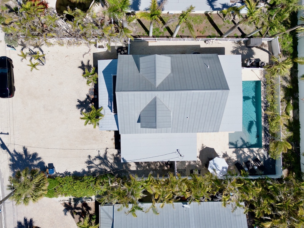 Sandpiper Villa by AMI Locals