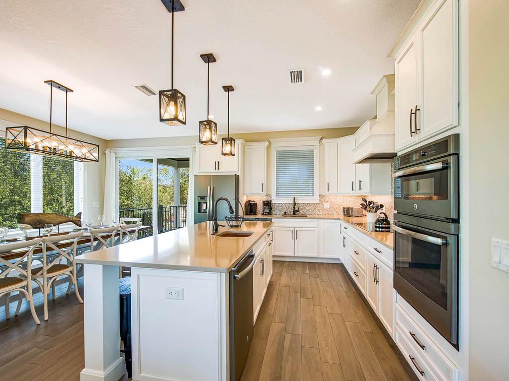 Fully Equipped Modern Kitchen