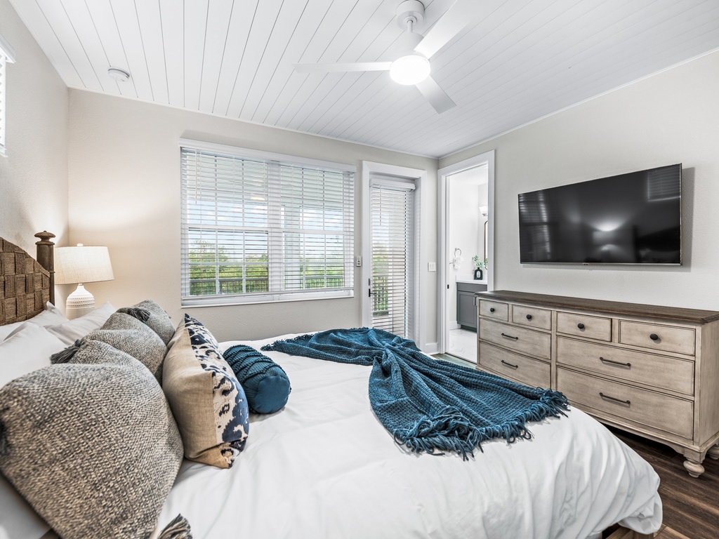 Primary Bedroom, King