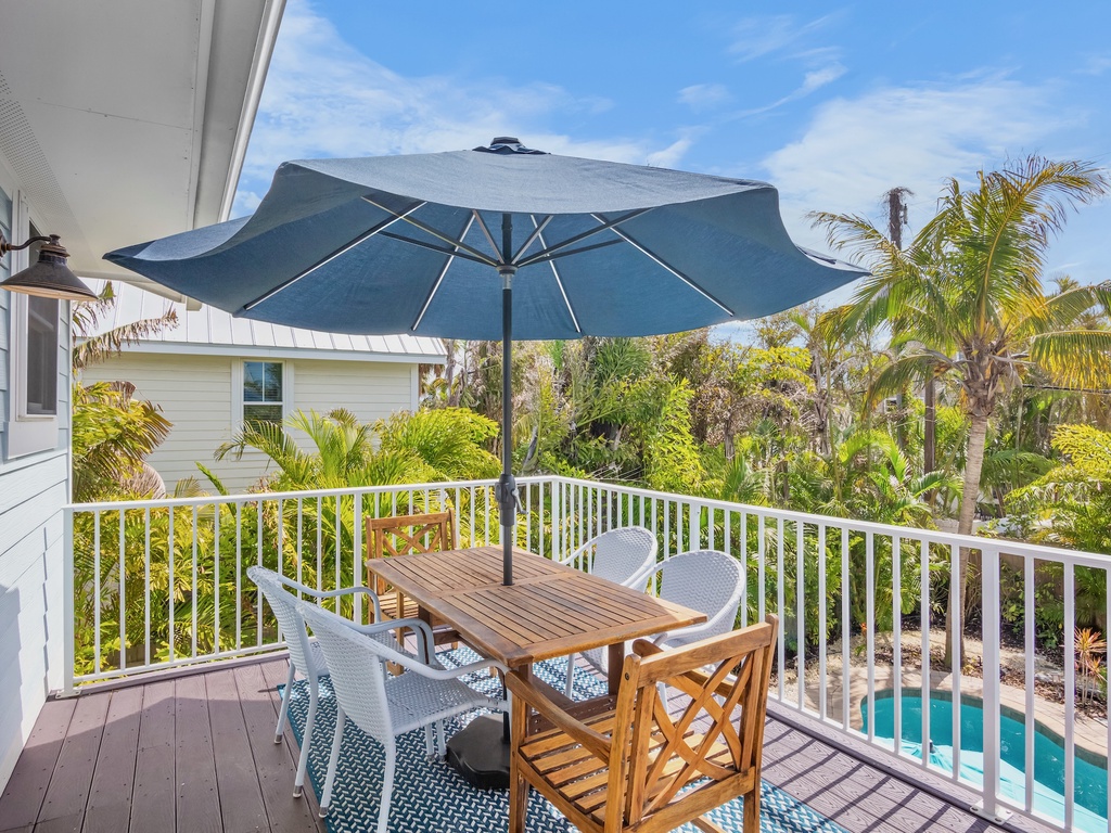 Balcony, Dining Area