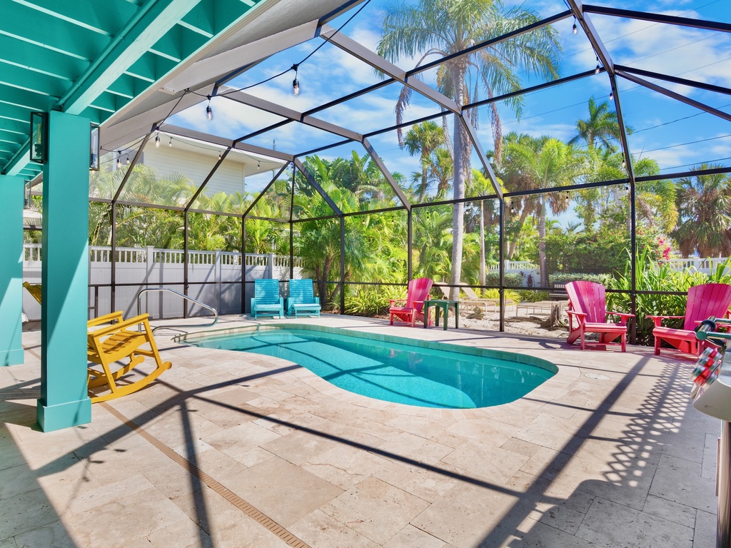 Screened-in Pool and Lounge