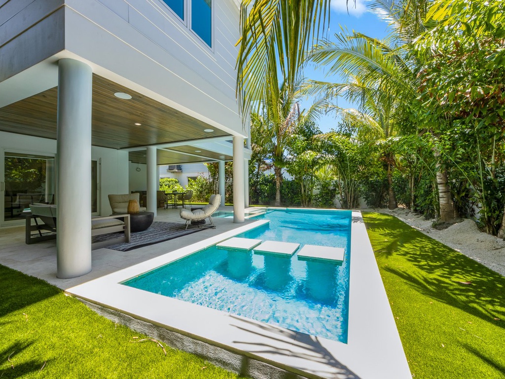 Private Pool and Spa