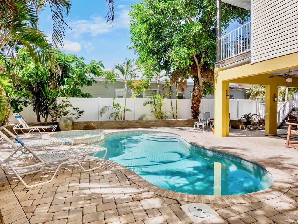 Private Pool and Spa