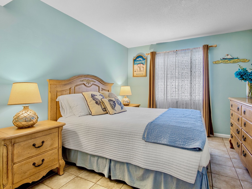 Primary Bedroom, King