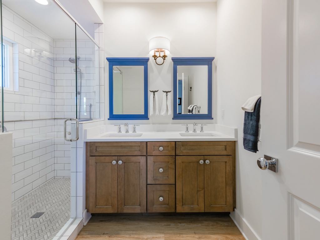 Elegant Bath with Two Sinks