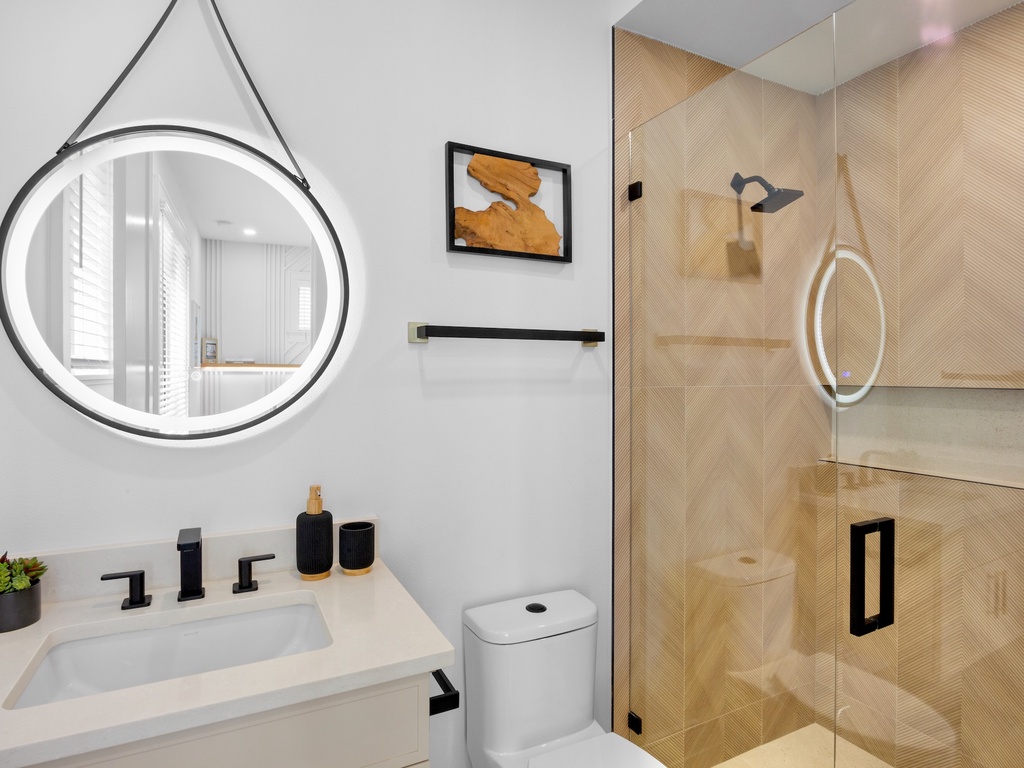 Fourth Bathroom, Ensuite