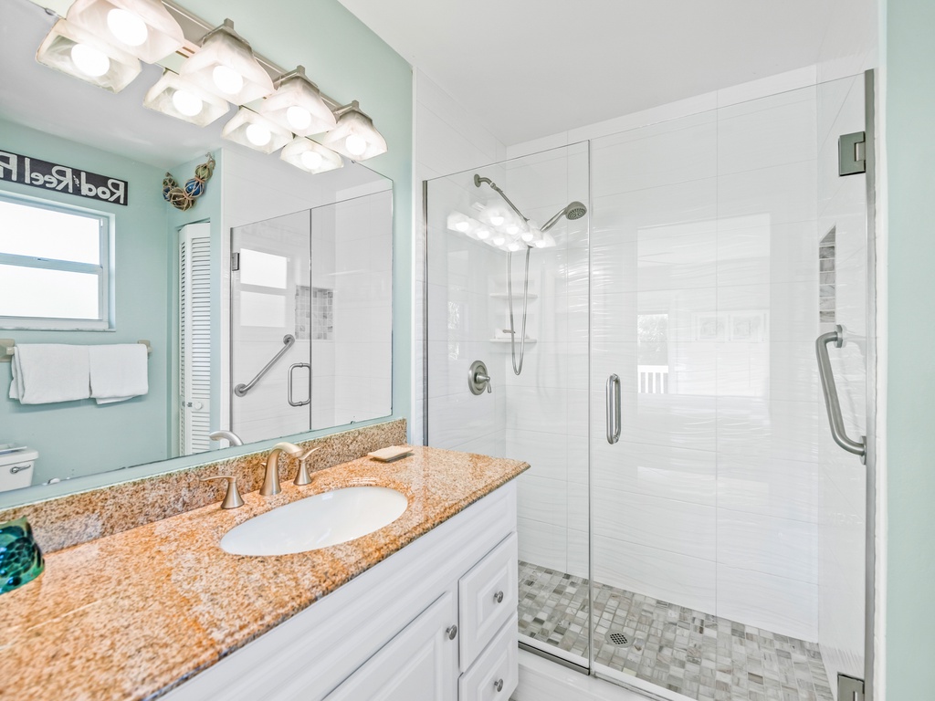 Primary Ensuite Bathroom