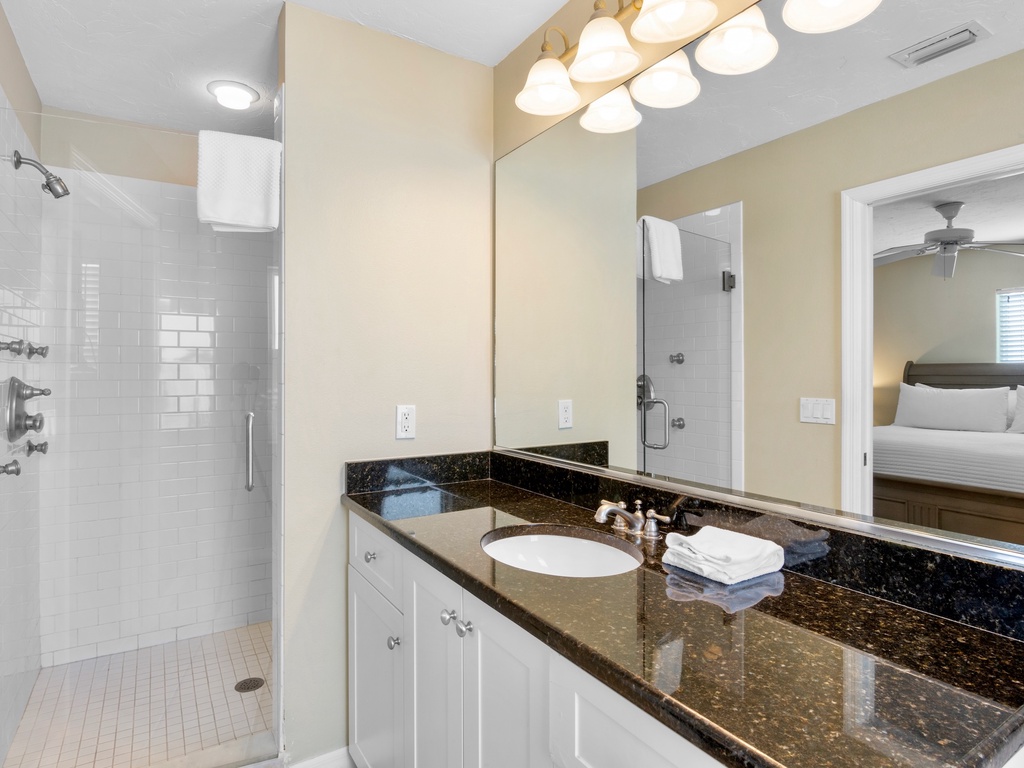 Second Bathroom, Ensuite