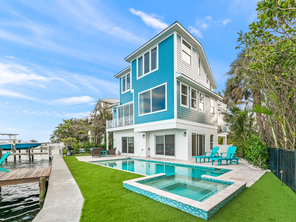 Bayfront Paradise (AMIL)