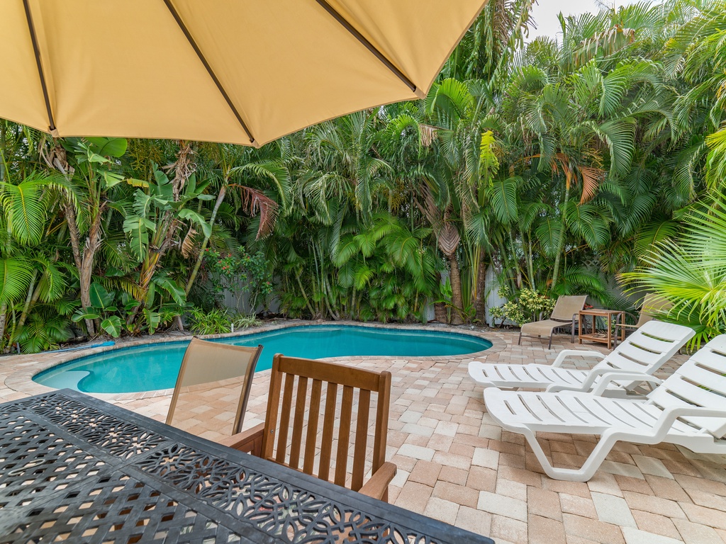 Private Pool with Loungers