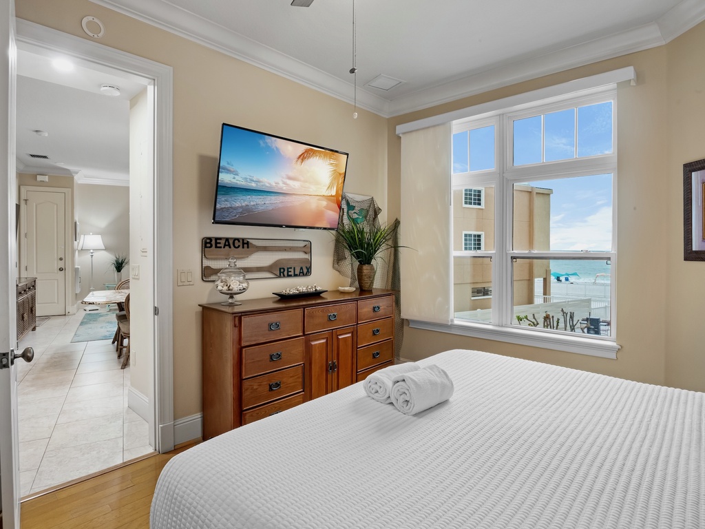 Primary Bedroom, King