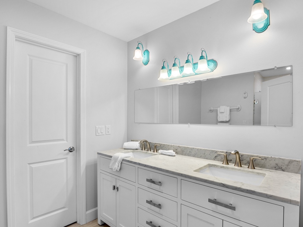 Primary Ensuite Bathroom