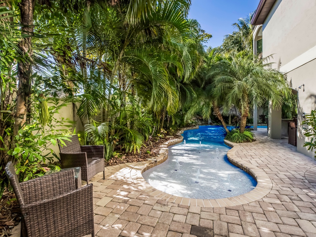 Private Pool and Spa