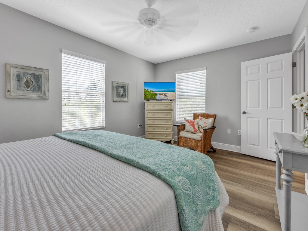 Second Bedroom - King