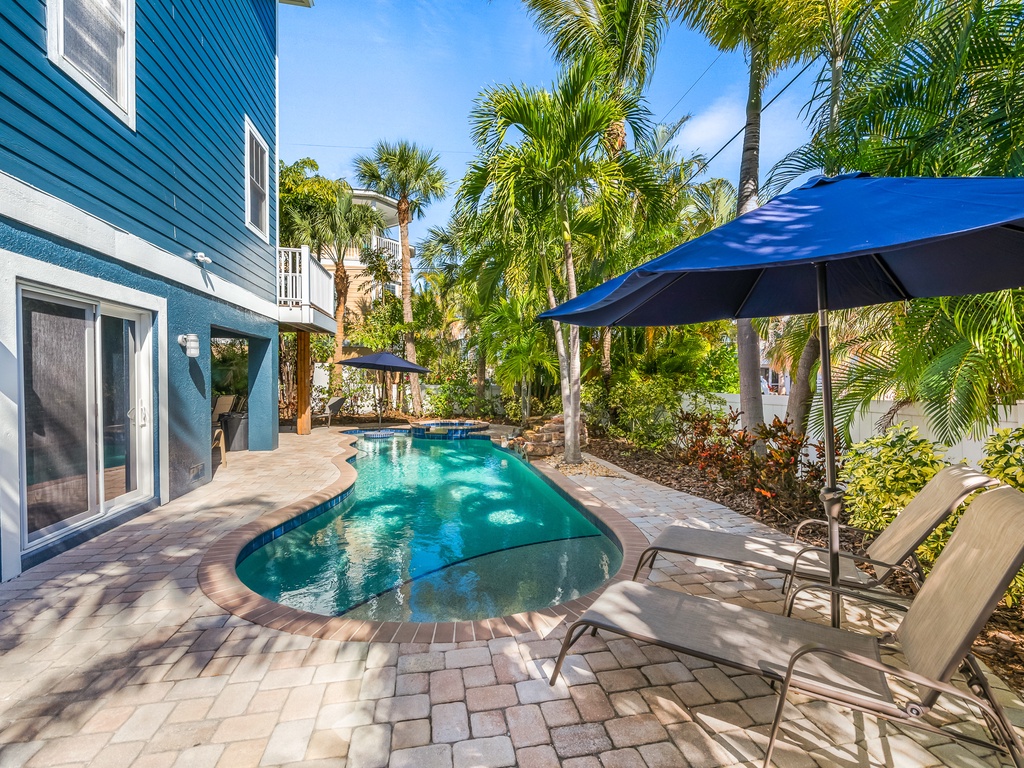 Private Pool and Spa