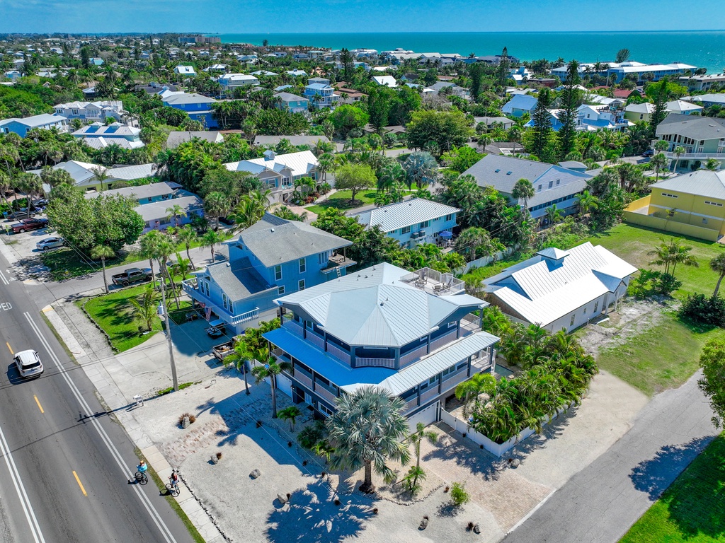 Aerial View - Seas The Day - Large Corner Lot