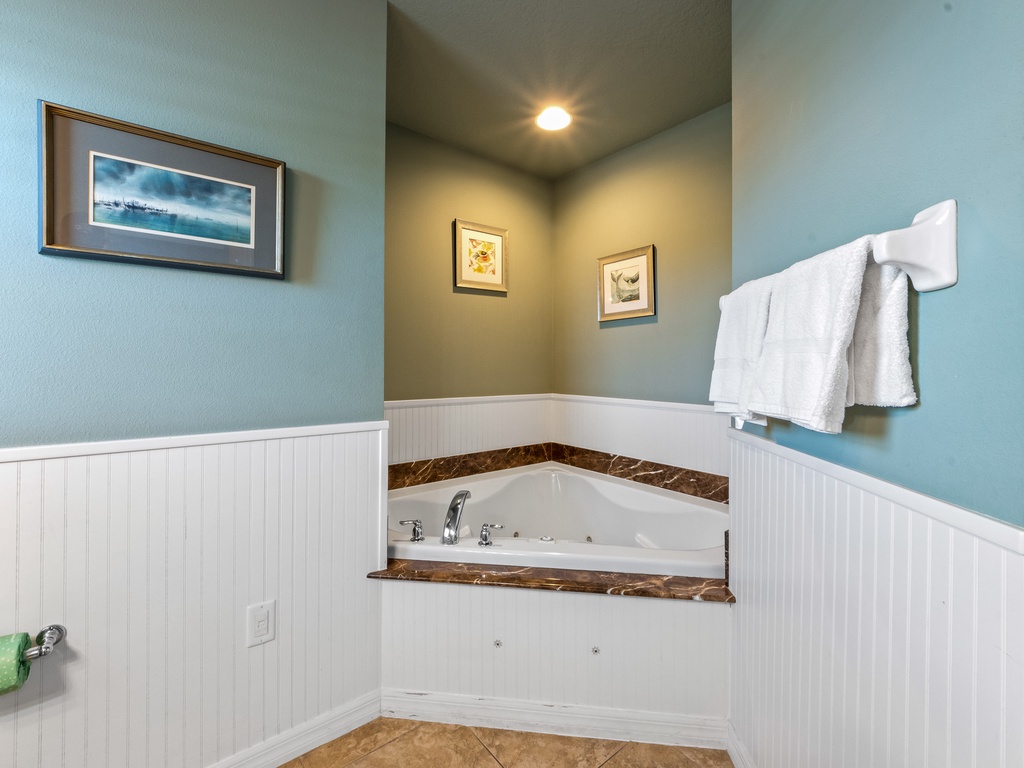 Primary Ensuite Bathroom