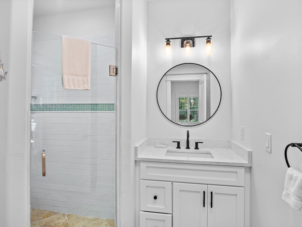 Second Bathroom, Ensuite