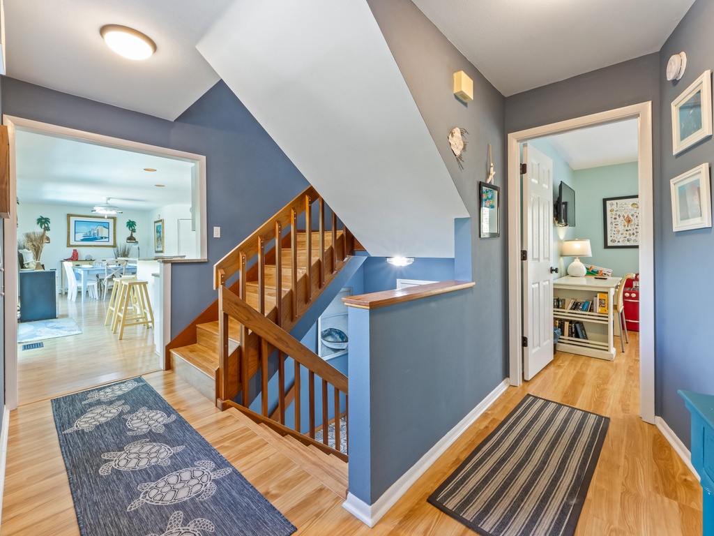 Modern Indoor Stair Feature