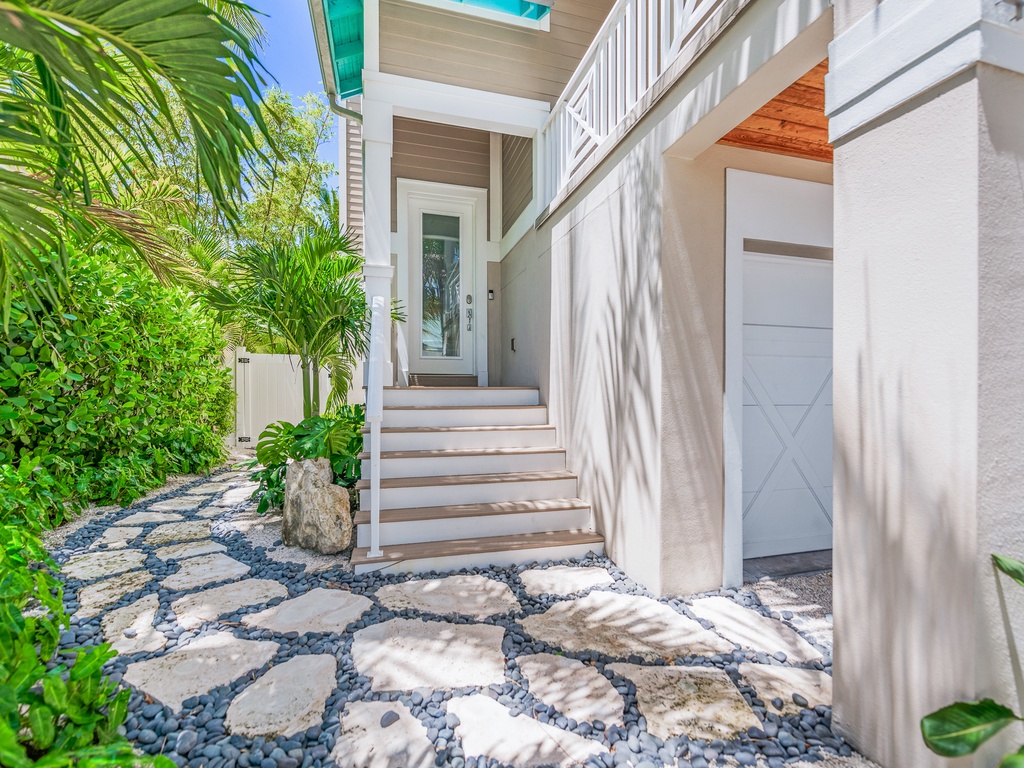 Southern Exposure - Anna Maria Vacations