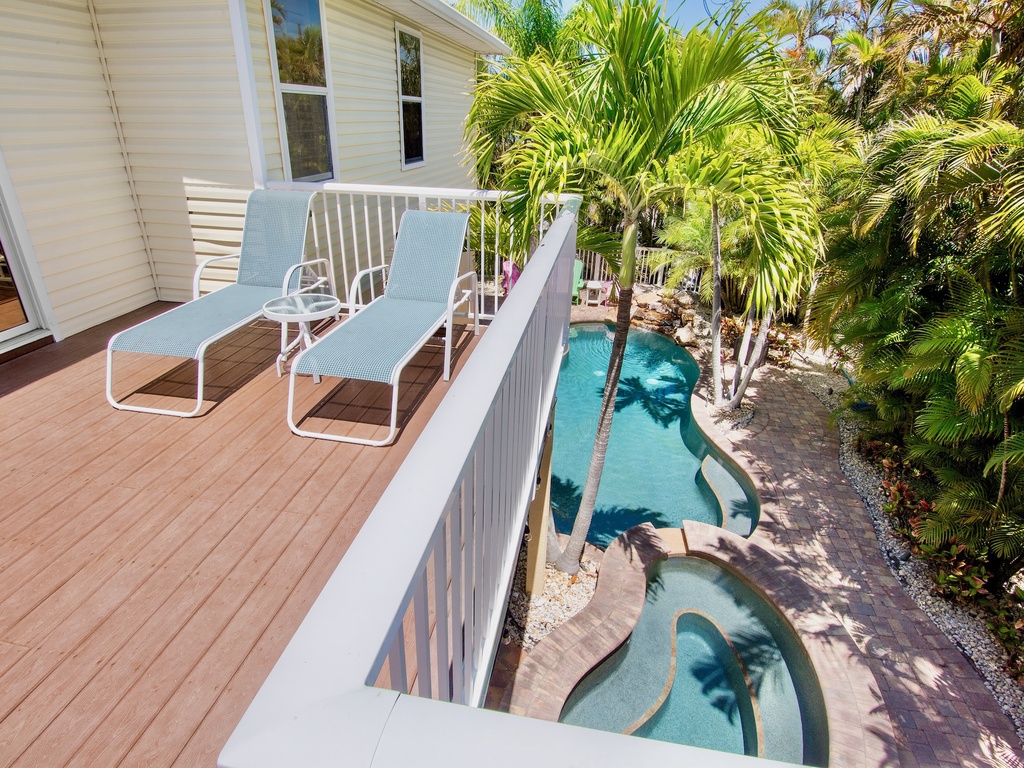 Outdoor Seating Overlooking Pool