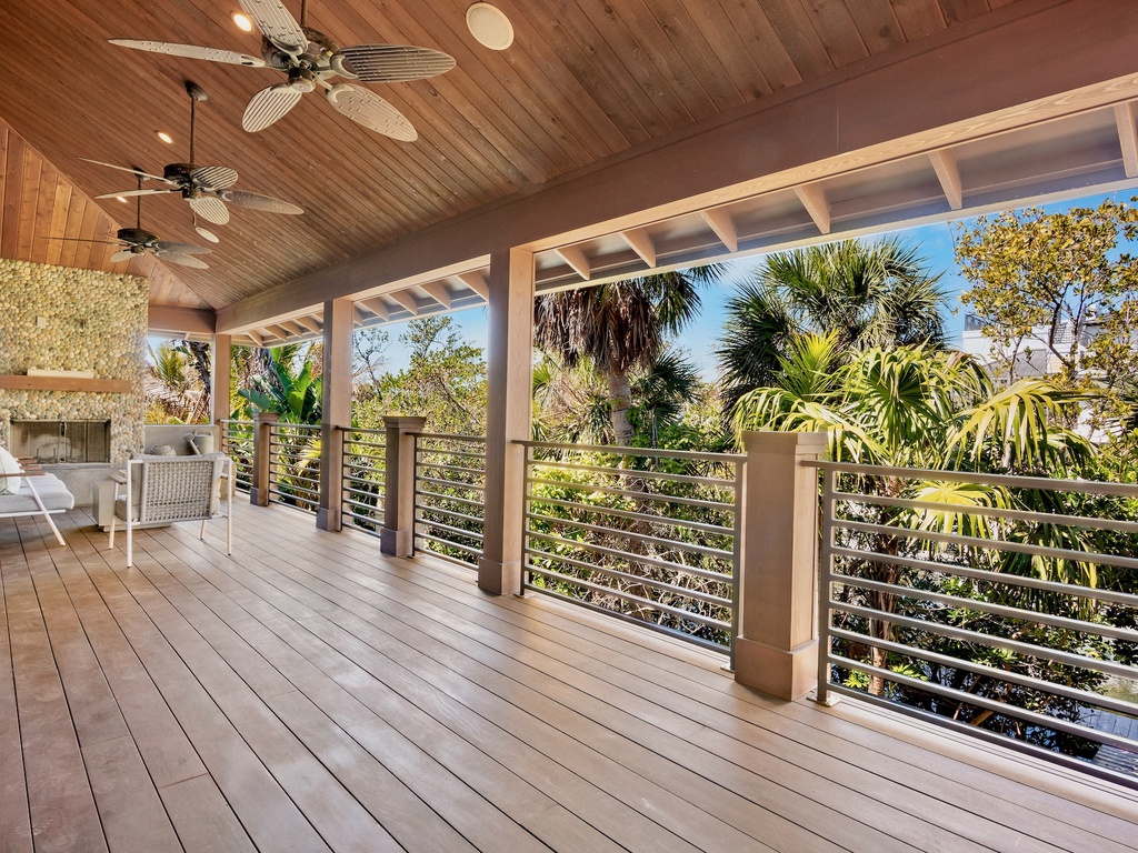 Private covered balcony with tropical garden views