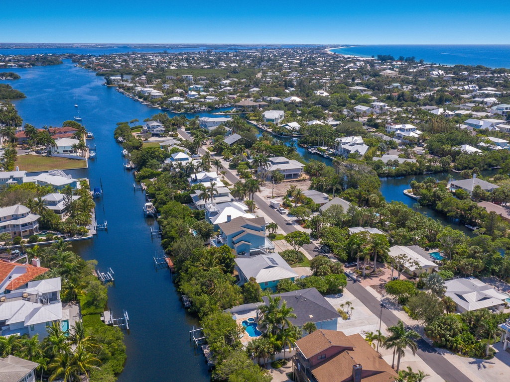 Acquaviva - Anna Maria Island Accommodations