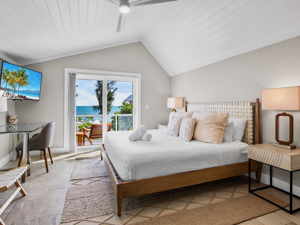 Primary Bedroom - King