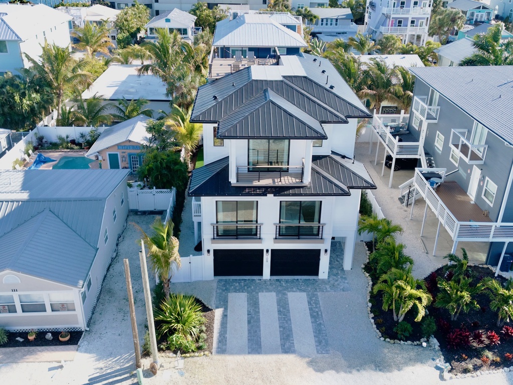 Bay Dreaming By AMI Locals