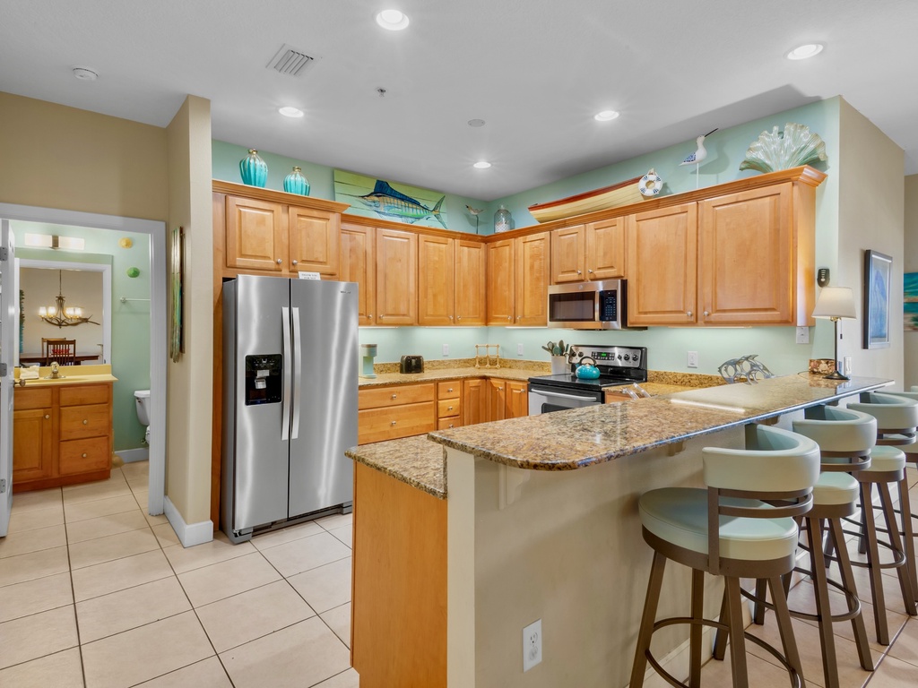 Fully equipped kitchen