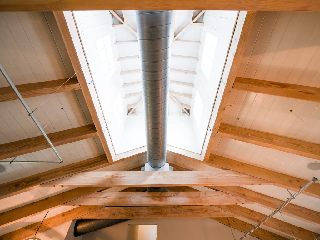 Overhead Light feature