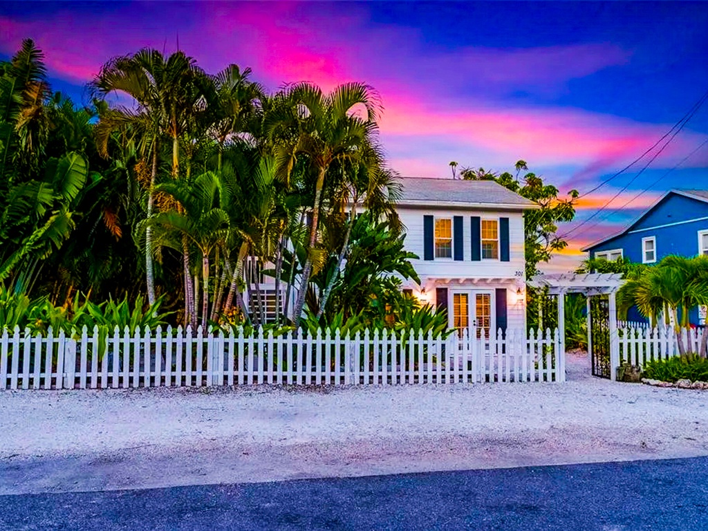 Seaside Serenity by Anna Maria Island Accommodations