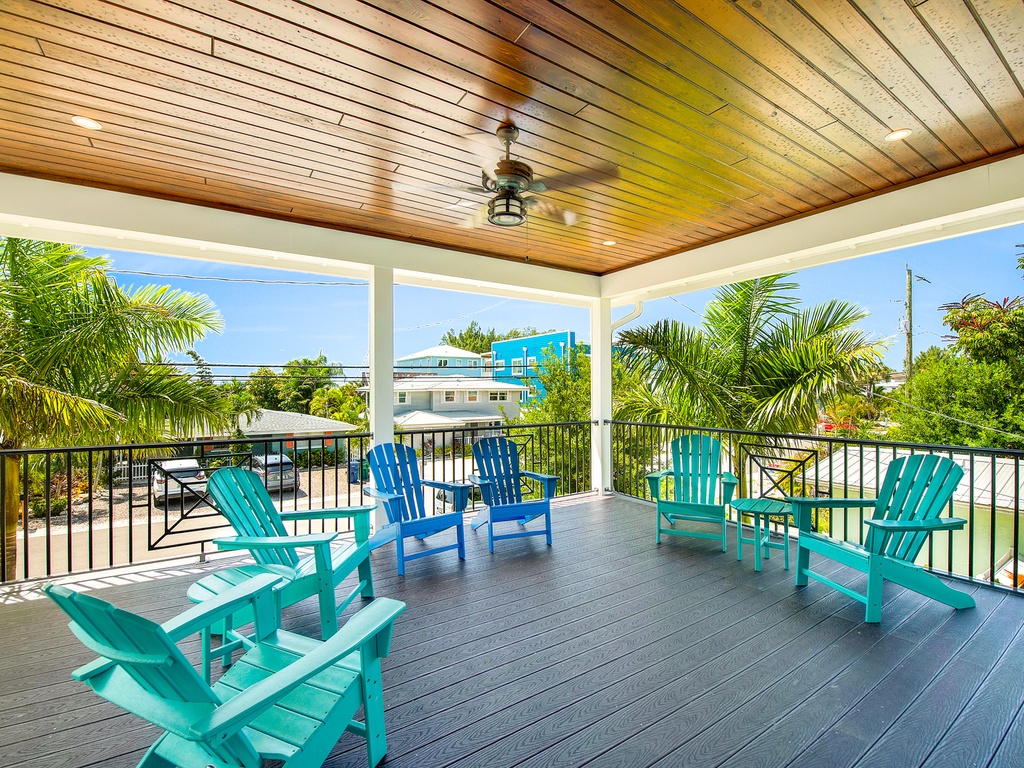 Relaxing Chairs with View