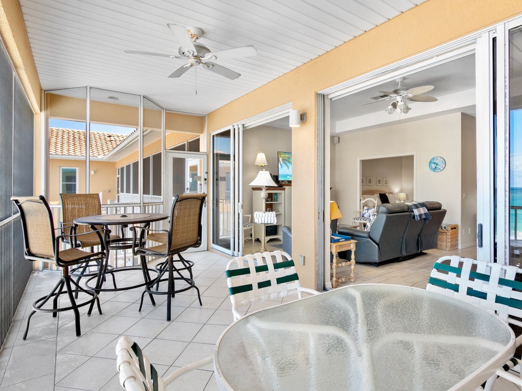 Balcony, Dining Area