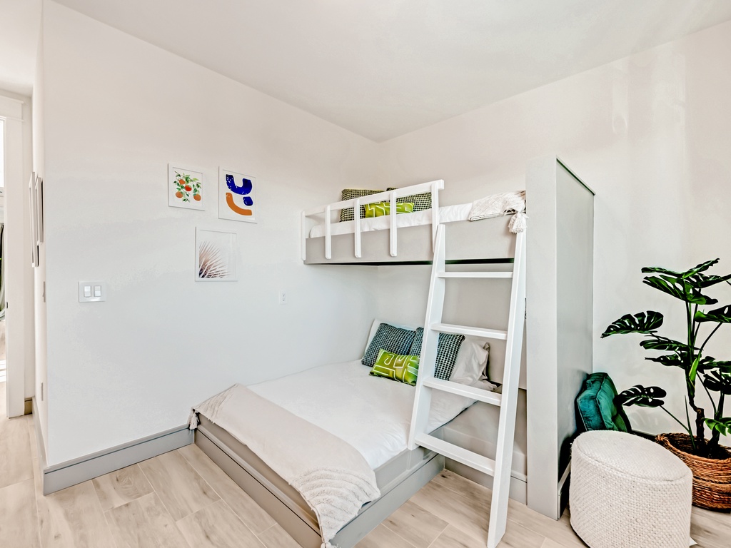 Fourth Bedroom - Twin/Full Bunk