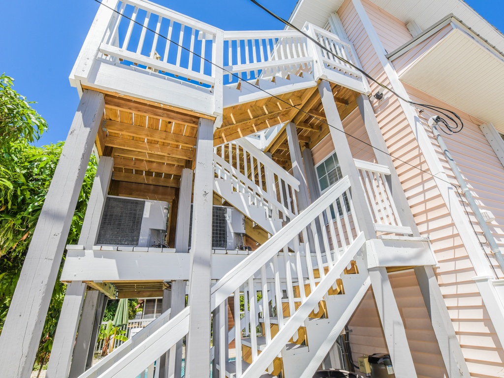 The Deckhouse - AMI Locals