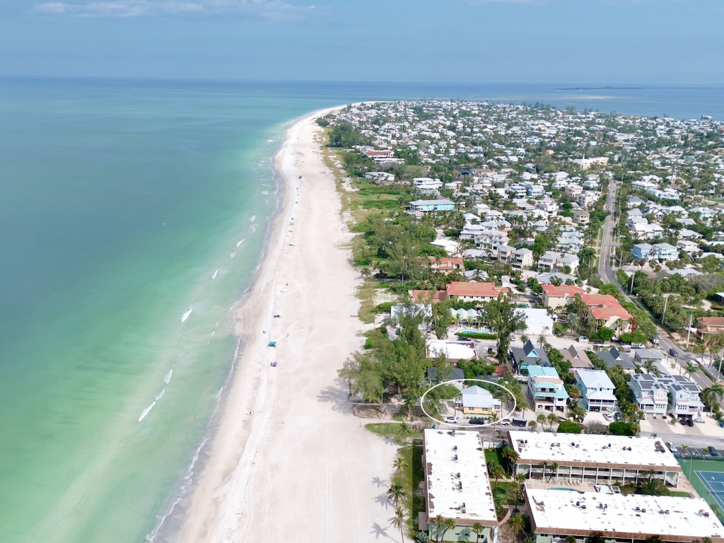 Whispering Waves East by Anna Maria Vacations