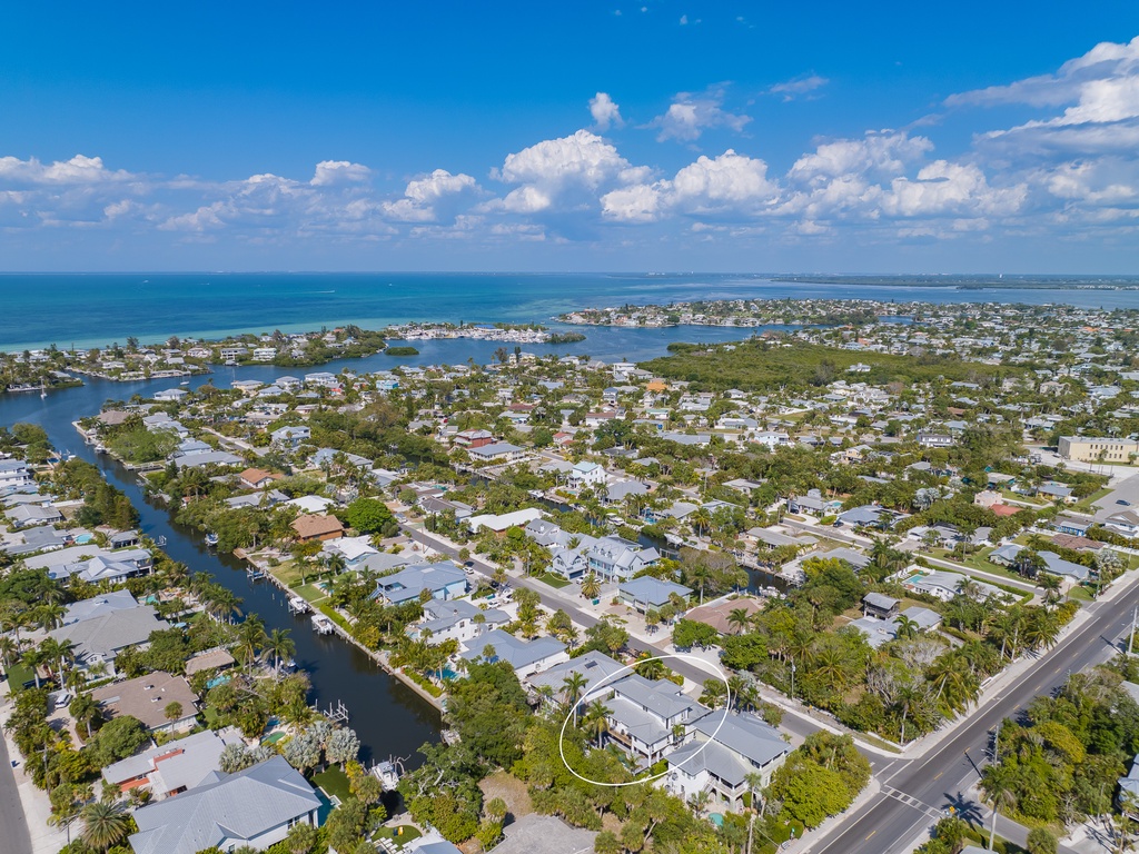 Quiet Area with Great Access