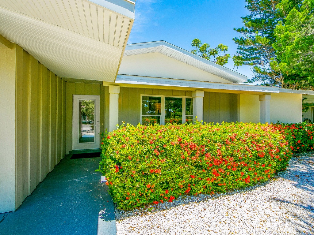 North End Zen by Anna Maria Island Accommodations