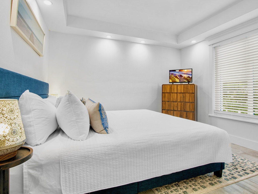 Primary Bedroom, King