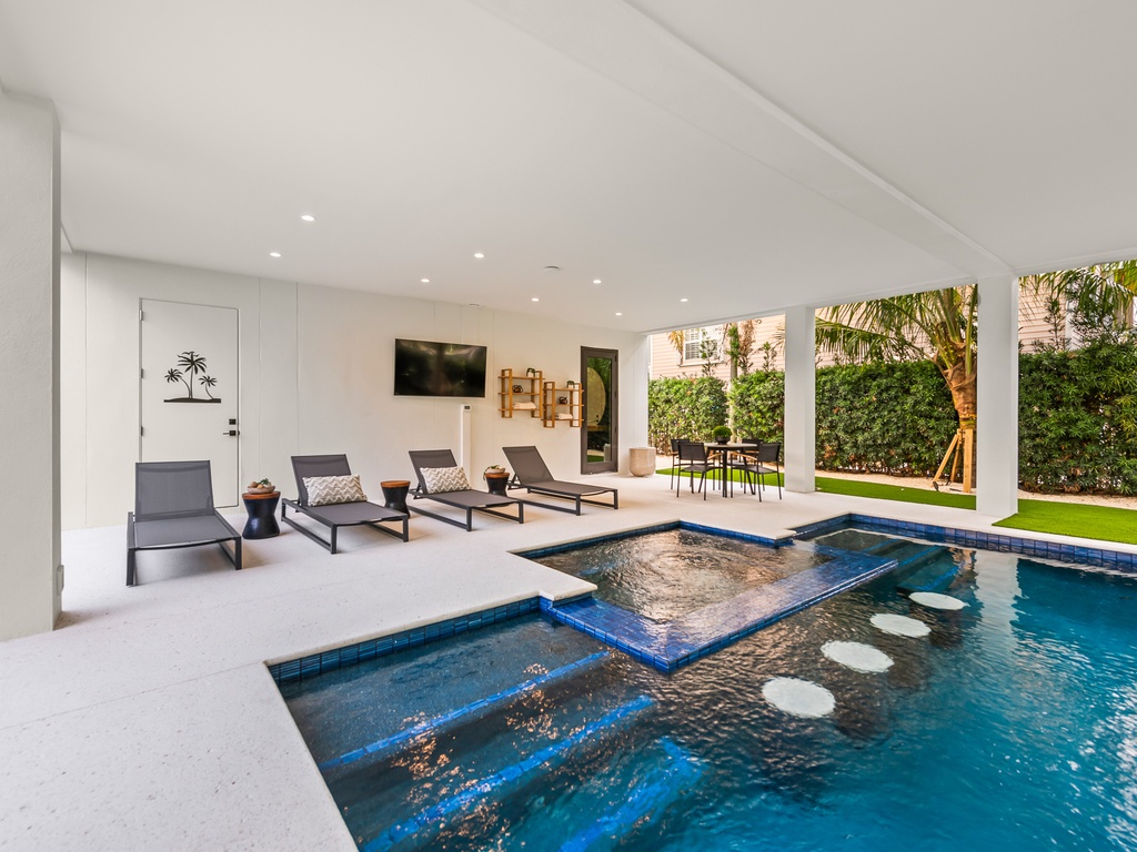 Total Package - AMI Locals (22)