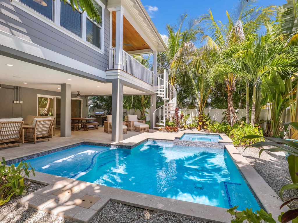 Private Pool and Hot Tub