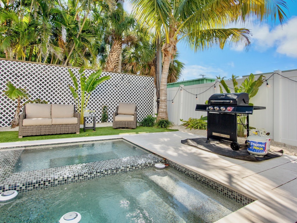 Private pool with in-ground spa and BBQ grill