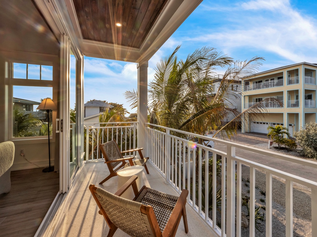 Main Floor Balcony
