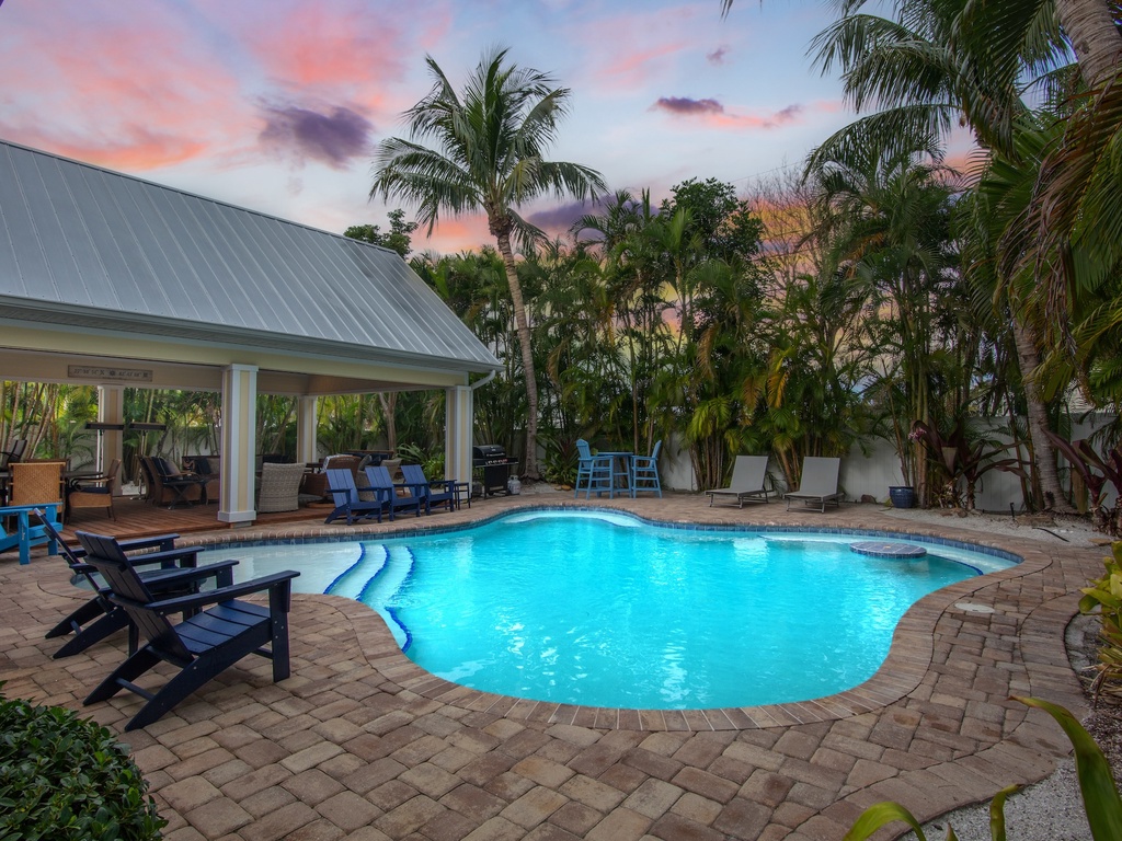 Private pool
