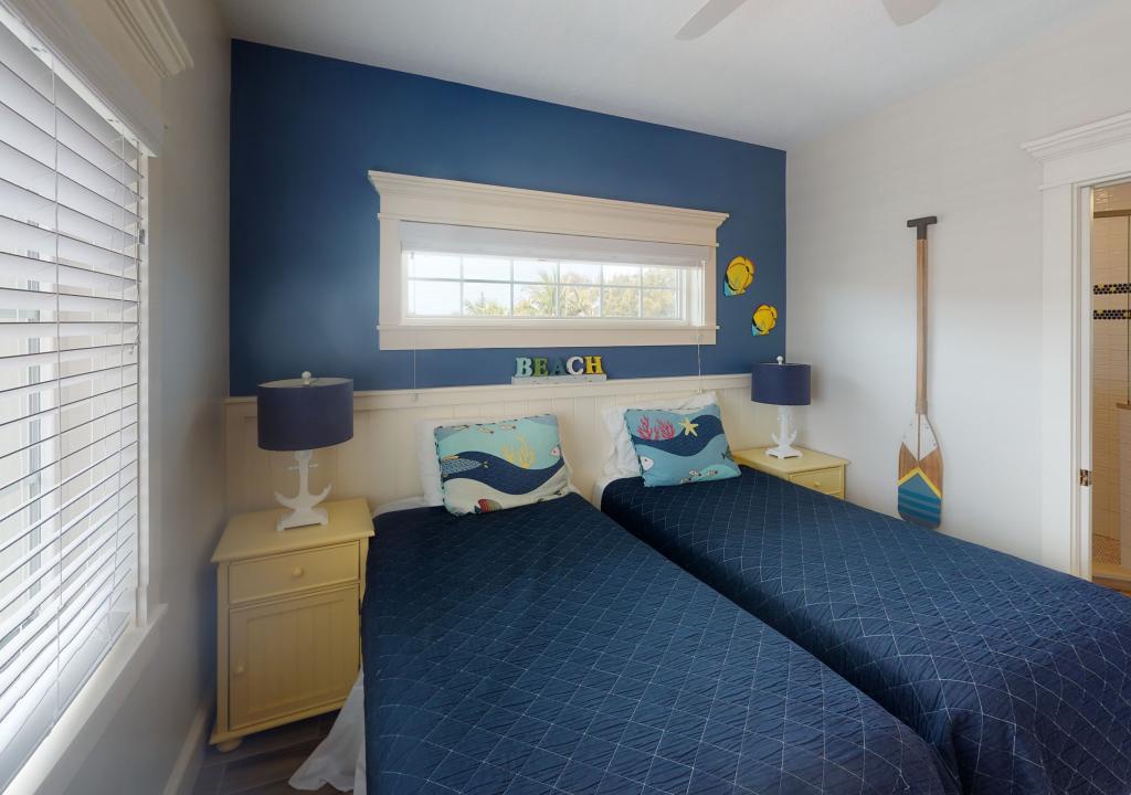 Sixth Bedroom, Two Twins