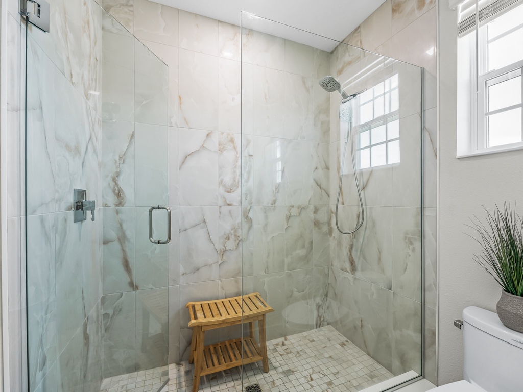 Primary Bathroom, Ensuite